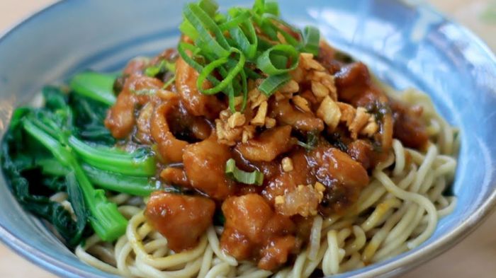 Cara Membuat Mie Ayam Rumahan Enak dan Murah