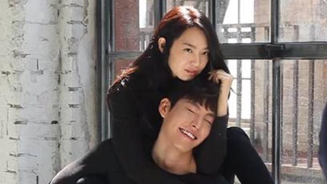 Total Donasi Pernikahan Kim Woo Bin yang Membuat Pasangan Angel Couple Makin Dikagumi