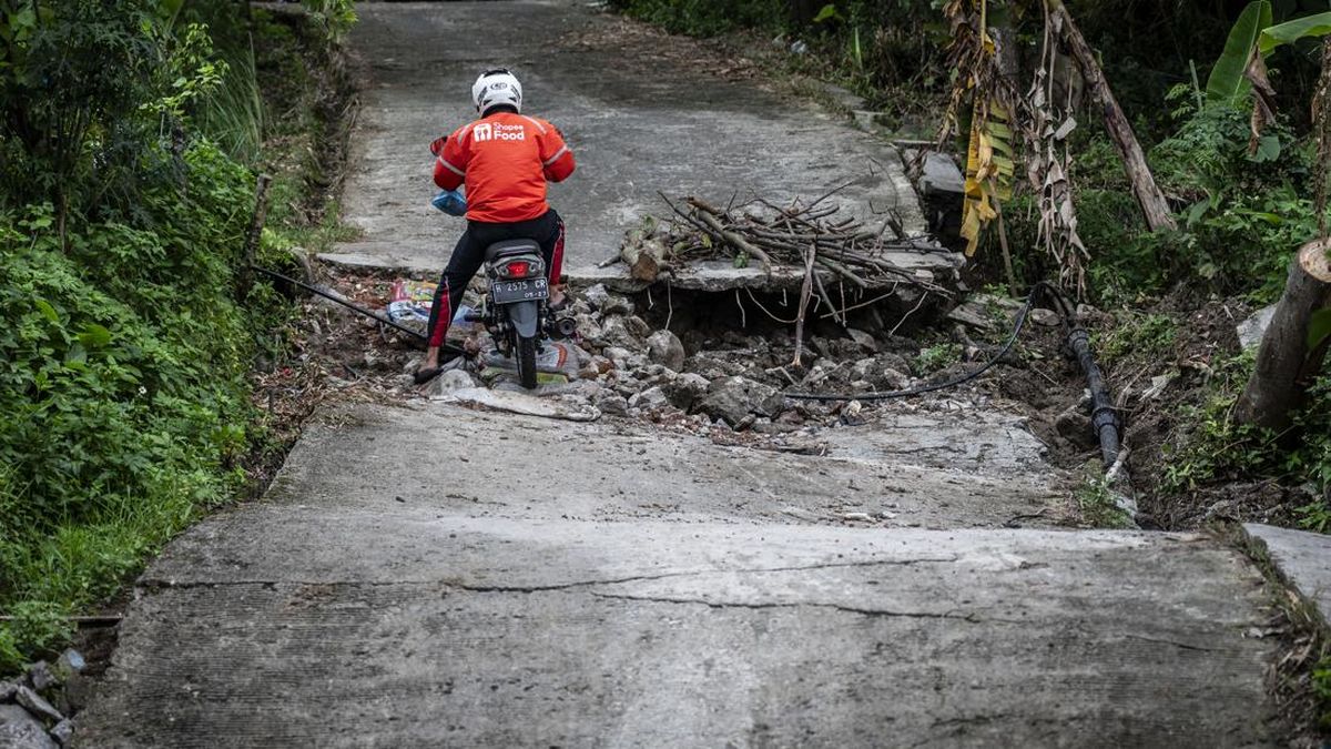 Daftar Wilayah Indonesia Terkena Fenomena Tanah Bergerak