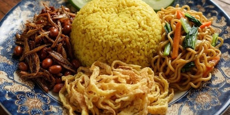 Resep Nasi Kuning Teri Kacang Pulen dan Gurih, Mudah Dibuat di Rumah