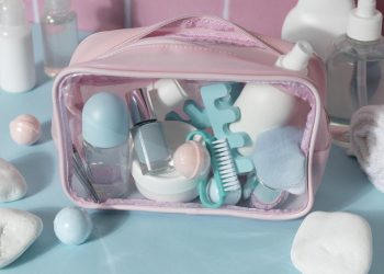 8 Tas Bayi Multifungsi Agar Perjalanan Bersama Si Kecil Makin Nyaman