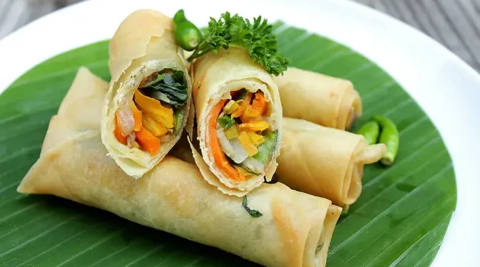 Resep dan Tips Membuat Spring Roll Renyah Sempurna untuk Camilan Pesta