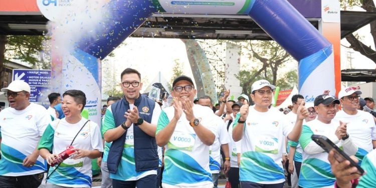 Ajak Masyarakat Terapkan Hidup Sehat lewat Fun Walk 3K di Jakarta oleh BPJS Kesehatan