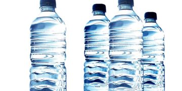 Klaim Terlarang pada Label Air Minum yang Perlu Diketahui Konsumen