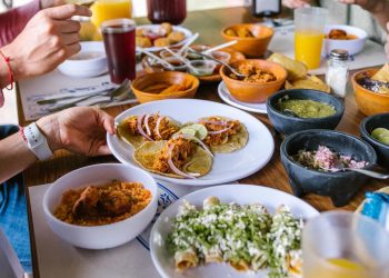 Pesan Taco dalam Jumlah Banyak untuk Acara Kantor