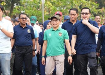 Menko PM dan Dirut BPJS Kesehatan Ajak Masyarakat Terapkan Gaya Hidup Sehat untuk Ekonomi