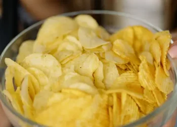 Resep Keripik Kentang Renyah Tahan Lama yang Gurih dan Tidak Mudah Melempem